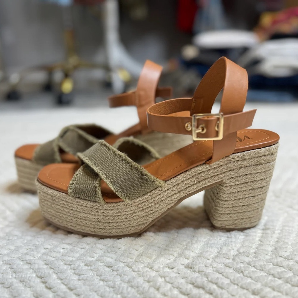 Not Rated Tan and Olive Platform Sandals - Picture 5 of 6